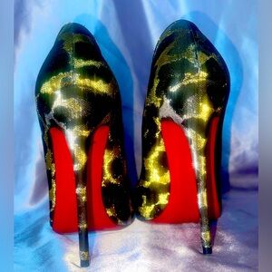 Christian Louboutin Pumps - Metallic Cheetah Print